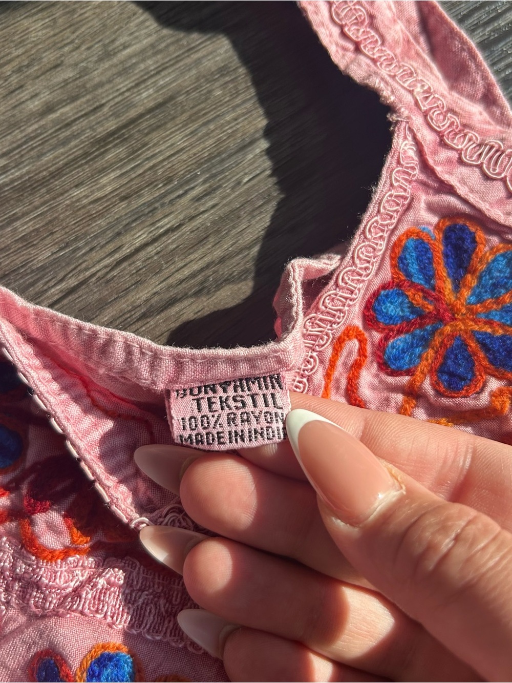 1990's Pink Boho Embroidered Floral Tie Back Top - Picture 5 of 6